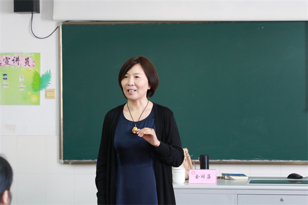 2N8A5635.jpg